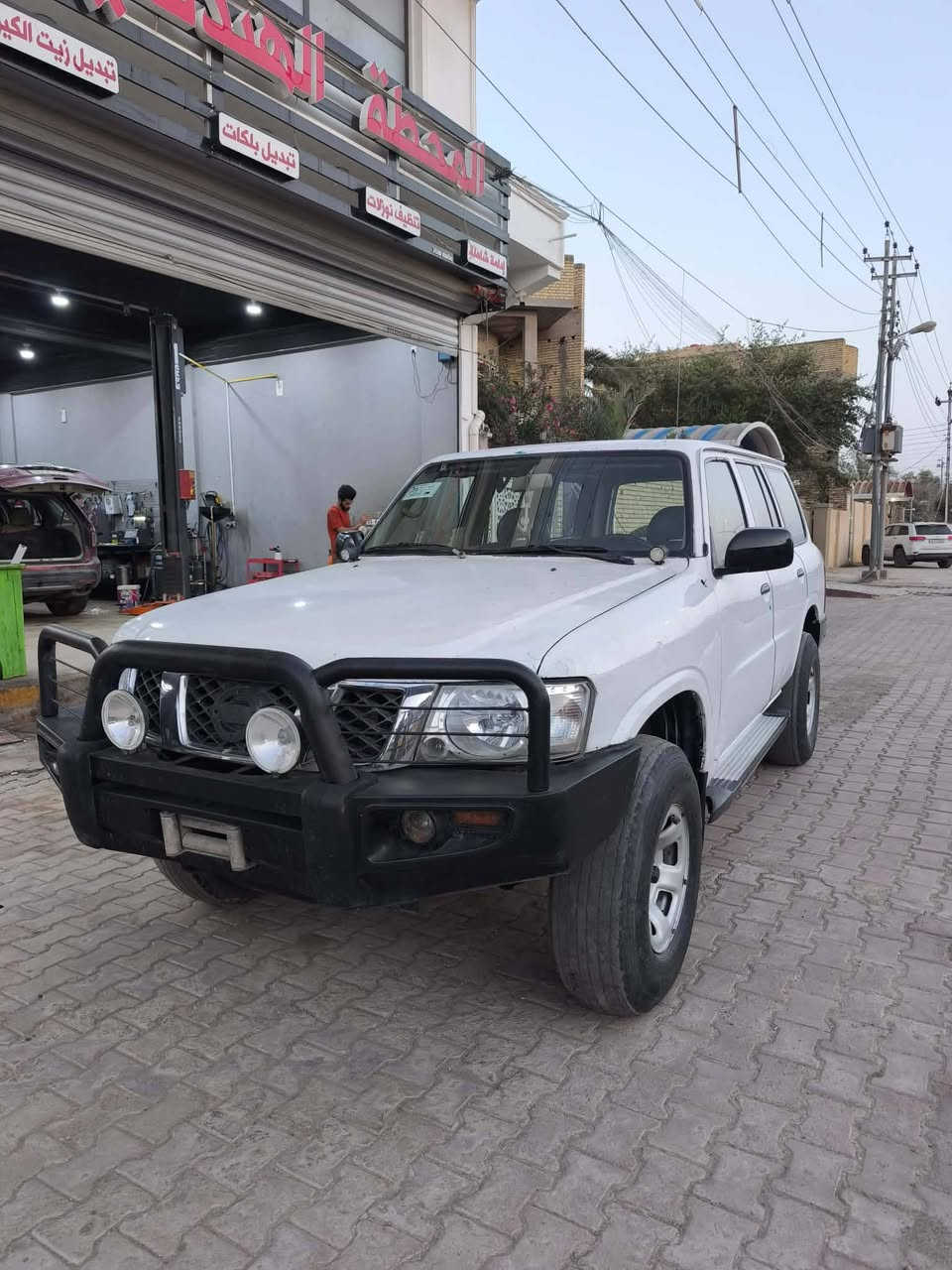 للبيع او مراوس  ٢٠٠٨ سياره بلا حادث بس صبغ مال مزاد محرك ٤٥٠٠ منضومه نوزل غاز ١٢٠لتر مكفول الكير والمحرك تبريد حداده كهربائيات جاي قرصه تترقم بغداد السعر من الاخير ٧٠ ورقه اي استفسار اذا شراي هذا رقمي وبل خدمه مكان السياره العماره ***********
