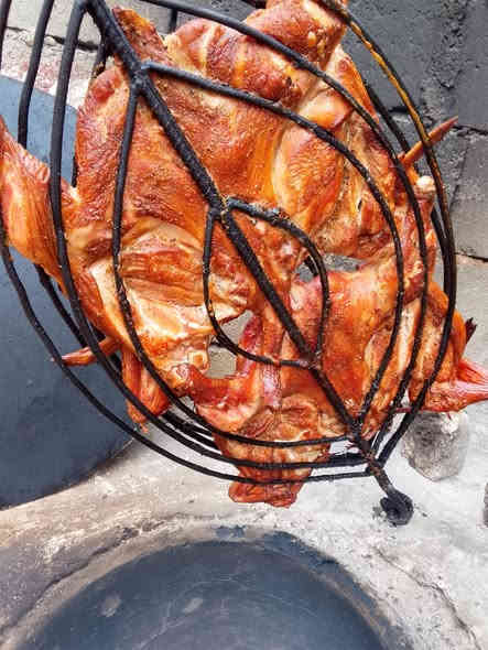 شغل بيت دجاج شوي بل تنور الطين حجز مسبق الدجاجه اب 14الف دجاج خشن العنوان الرمادي الملعب يوجد توصيل داخل الرمادي الفين دينار للحجز ‏‪***********‬‏ ملاحظه حسب الطلب يشوون
