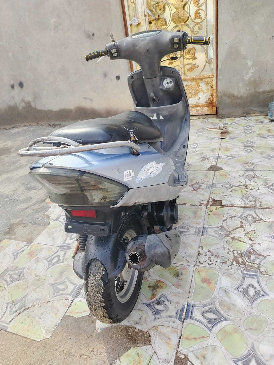 السلام عليكم ماكس اجمل للبيع دراجه مفتوحه مره واحده دراجه كلتشات رياضي الدراجه كامله كهربائيات سلف دراجه ختم واحد كفرات بلاديه مكان بصره قضاء الدير شراي تسعه الرقم ***********
