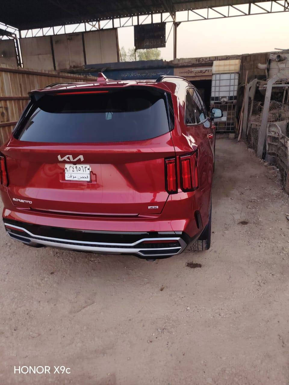 سورنتر 2023 مواضفات SX وارد امريكي....
للبيع...

اسم السياره : كيا سورينتو
مديل السياره : 2023 
الوارد : امريكي
موصفات السياره : SX PRSTEG فول السياره
1- رادار امامي
2-رادار خلفي
3-تحكم ستيرن
4-داخل السياره ابيض
5-كشنات تدفئه
6- كشنات جلد
7-لون كرزي غير محدد يعني طوخ
8- شاشه دجتال الكترونيه
9-بنراما
10-السياره عليها كت بلاك ادشن بلادي
11-مكينه 2.5L Turbo
12-مرايا الجانب شفط
13-دخول ذكي
14-كشنات ملكي ابيض منفصل يعني VIP
15-سعر 280$الف دولار 
16-ماشيه 14000ميل زيرووو
17-السياره مو هايبردددد
18-السياره 7 راكب
19-ابيع بدون رقم 
⚠️للعلم السياره دخول جديد جديد
حادث السياره بس مبدل بنيد وصور الحادث موجوده
التواصل : ***********
