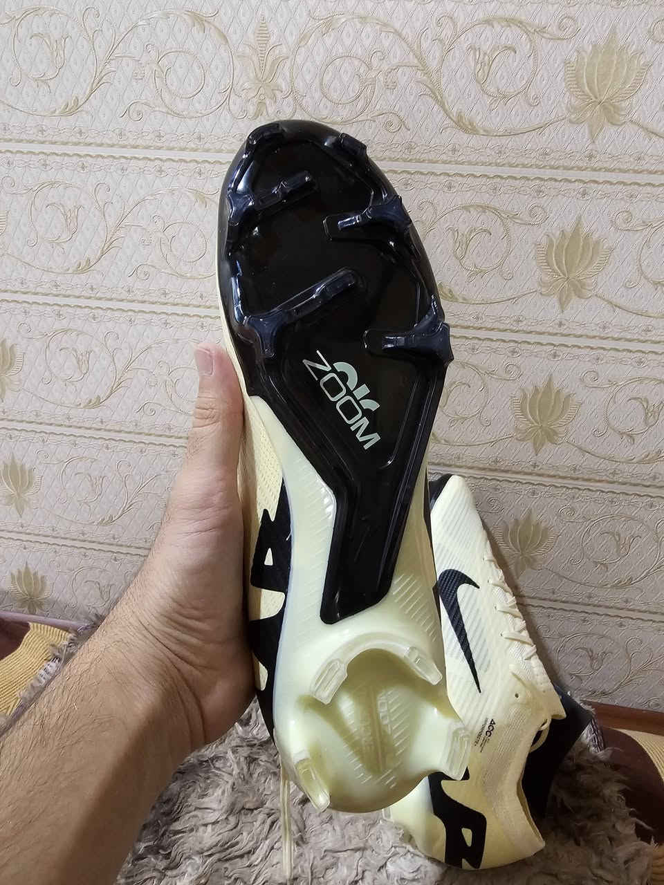 لابجين ماركة نايك زوم القياس 43صناعة ڤيتنامي السعر 30 ألف


**إذا كنت صاحب هذا الإعلان وتريد حذفه لأي سبب، رجاءا أرسل رسالة إلى الدعم الفني**