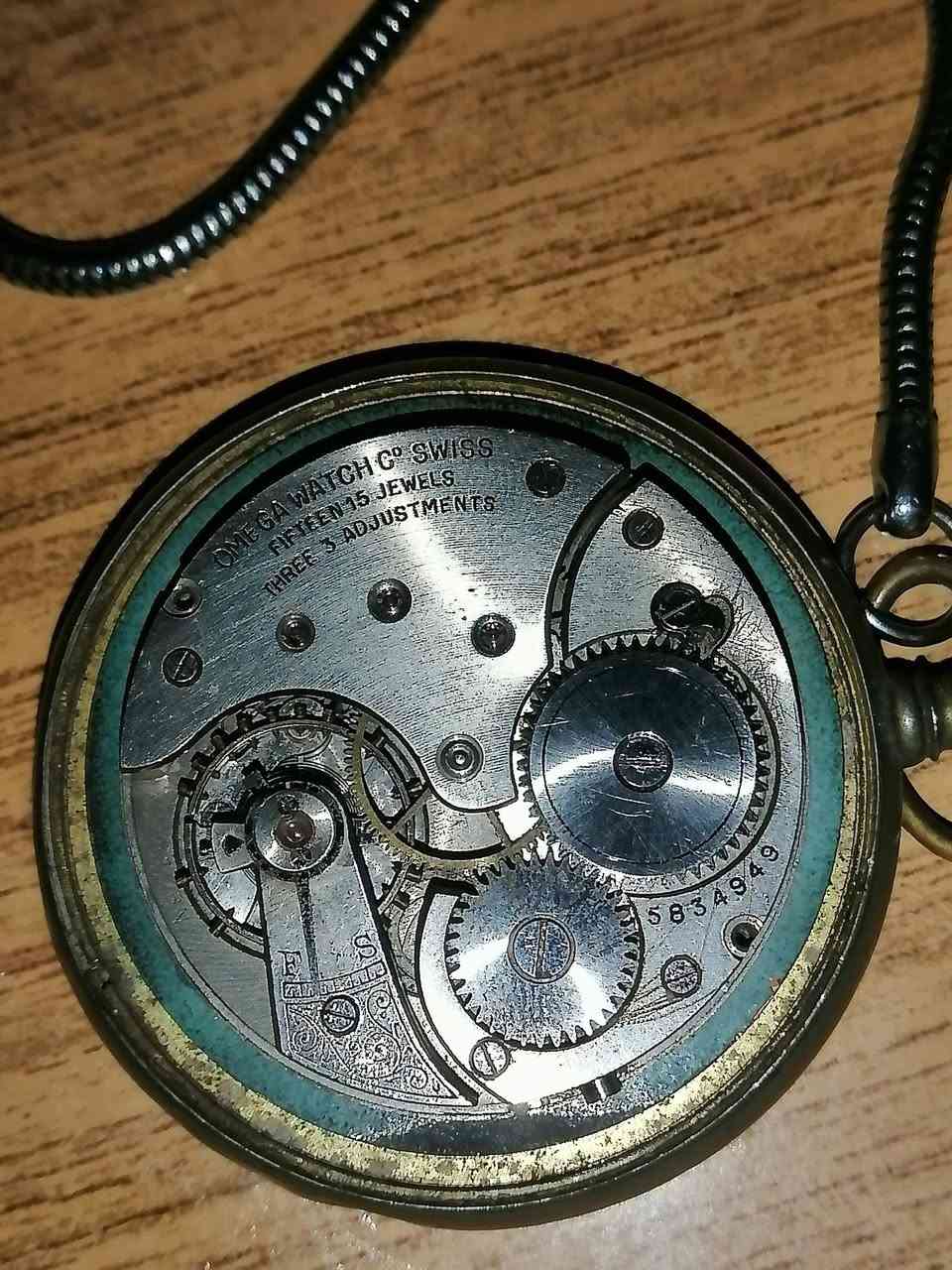 ساعه جيب اوميجا سويسري اوريجنال كبير مكنه بالكامل سليمه للتقيم والبيع 01206717181


**إذا كنت صاحب هذا الإعلان وتريد حذفه لأي سبب، رجاءا أرسل رسالة إلى الدعم الفني**