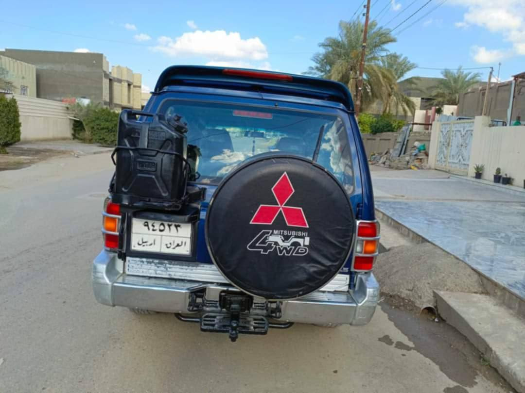 مسيوبوشي بايجيرو موديل 2000
رقم اربيل دولي هاي الصوره قبل التحويل . بشرط وكاله وتحويل
گیر . محرك بطه 3000 اوتماتيك . بشرط الفحص 
سياره فقط بيها جاملغ صبغ . سياره جاهزه 
اني مكلف من قبل صاحبها بالنشر 
السياره عنوانها . ديالى . شهربان 
رقم صاحب السياره ***********
سعر السياره 65 وبها مجال قليل
