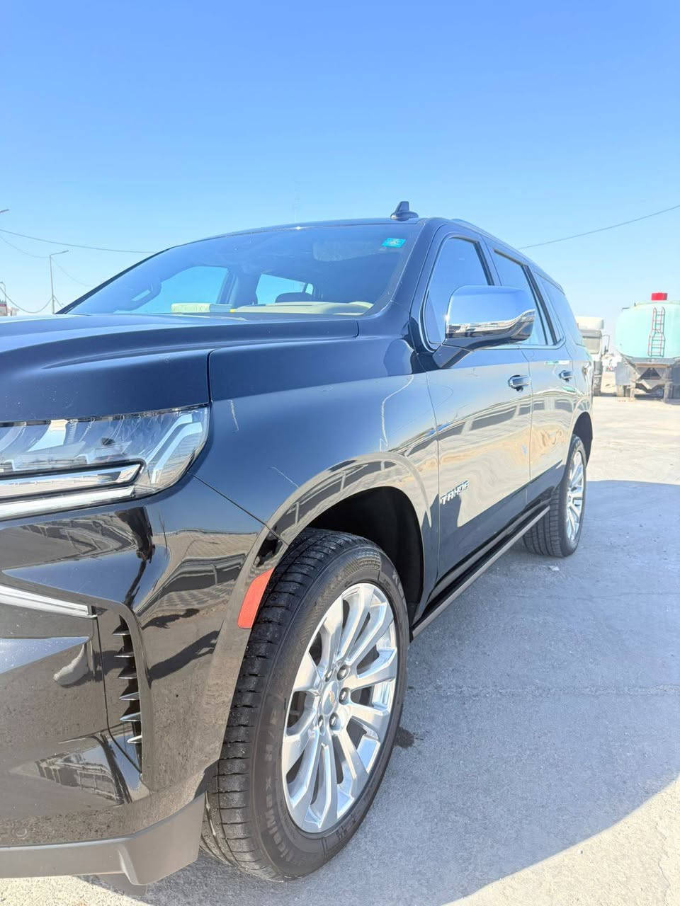 السلام عليكم تاهو بريمير 2023كفاله عامه لاشخط ولارصعه ماشيه 55الف مكينه 5300 بريمير معروفه مواصفاته فول مايحتاج اشرح مغلفه نانو
***********
***********
