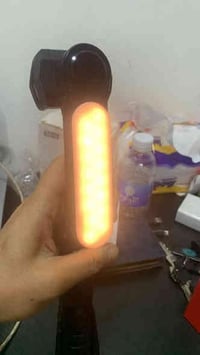 ستاند مال تلفون ماعنع اهتزاز ويا اضائة السعر 5 الف   07712080276