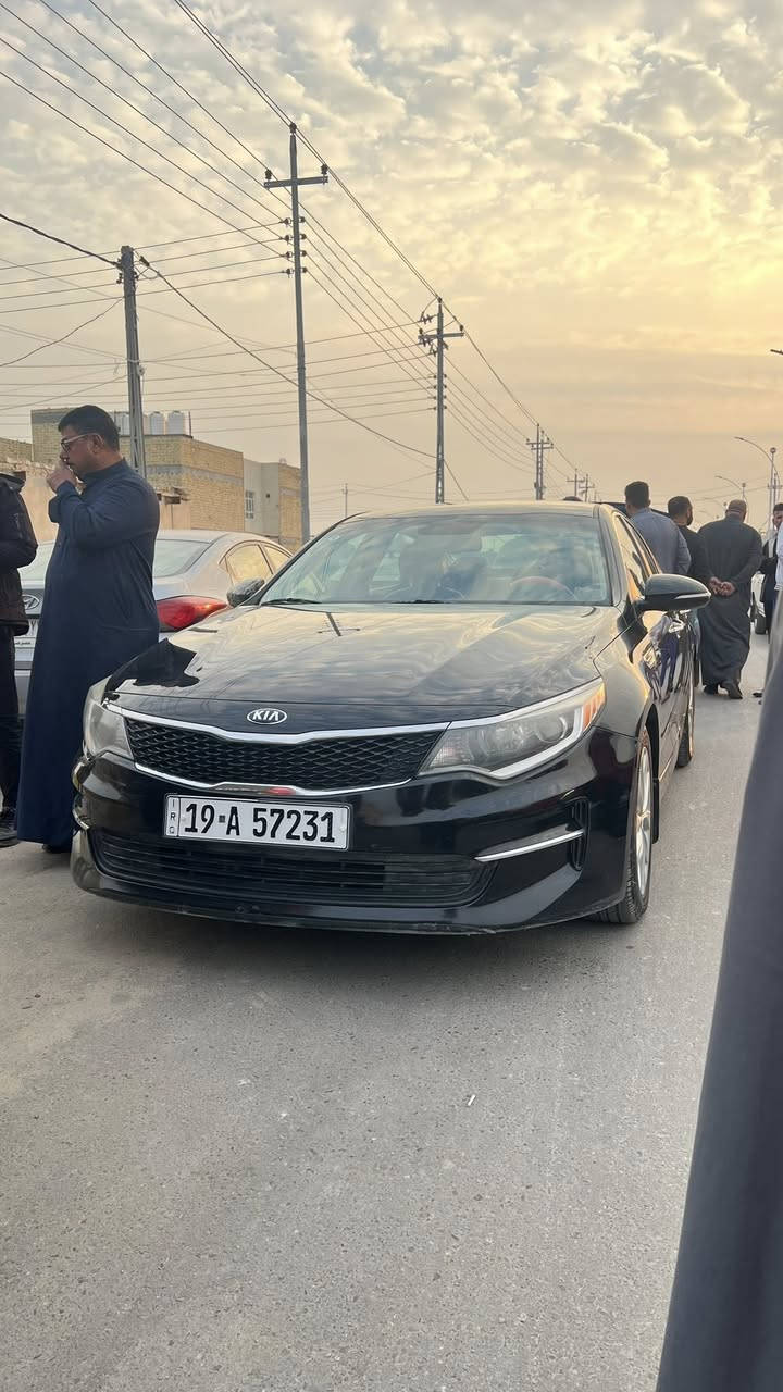 اوبتيما 2018 فول موصفات 
مكفوله كفاله عامه 
كامره وشاشه ومرايات شفط 
حساسات بل مرايات 
مكينه gdi يوجد فيه سبورت و ايكو سياره اقتصاديه و حلوه رقم انكليزي
السعر 154 وبيه مجال
للتواصل على رقم 
***********
