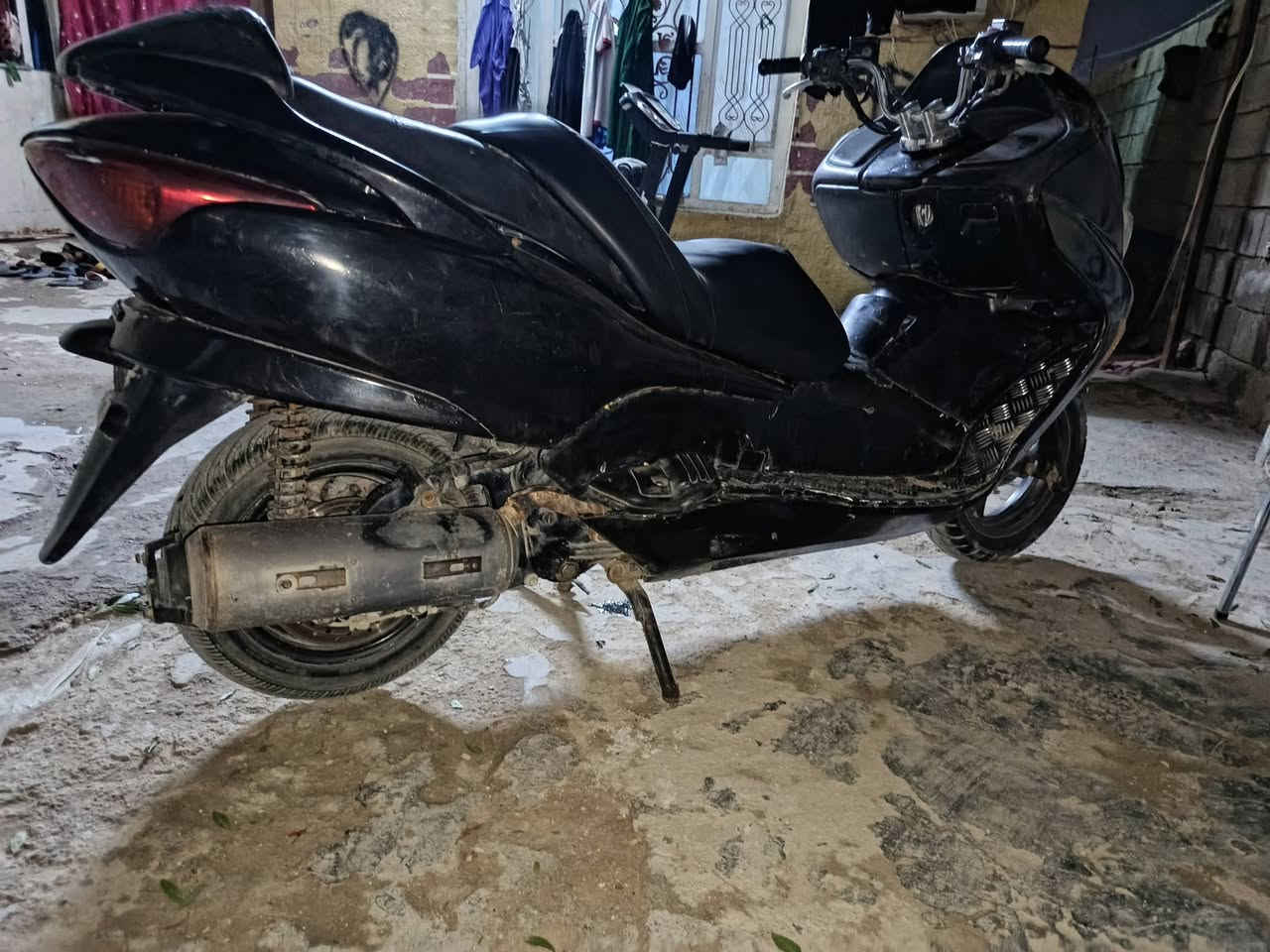 دراجه فورزه08 للبيع اوراق موجوده بس مقفول عليه الحافظه متفتح سعر ٦٠٠وبيه مجال عنوان بابل جبله ***********
