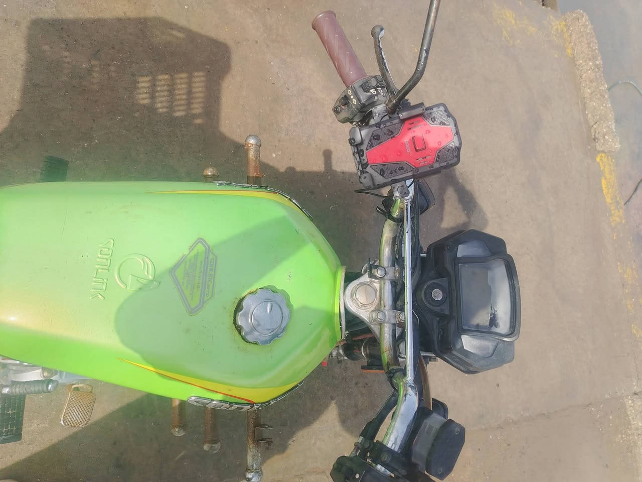 السلام عليكم دراجه سونك ايراني موديل 2023  السعر 550 بيها مجال الشراي يجي خاص مكاني بغداد التاجيات قرب مرور


**إذا كنت صاحب هذا الإعلان وتريد حذفه لأي سبب، رجاءا أرسل رسالة إلى الدعم الفني**