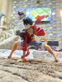 مجسم لوفي • ١٥سم • ٢٠سم