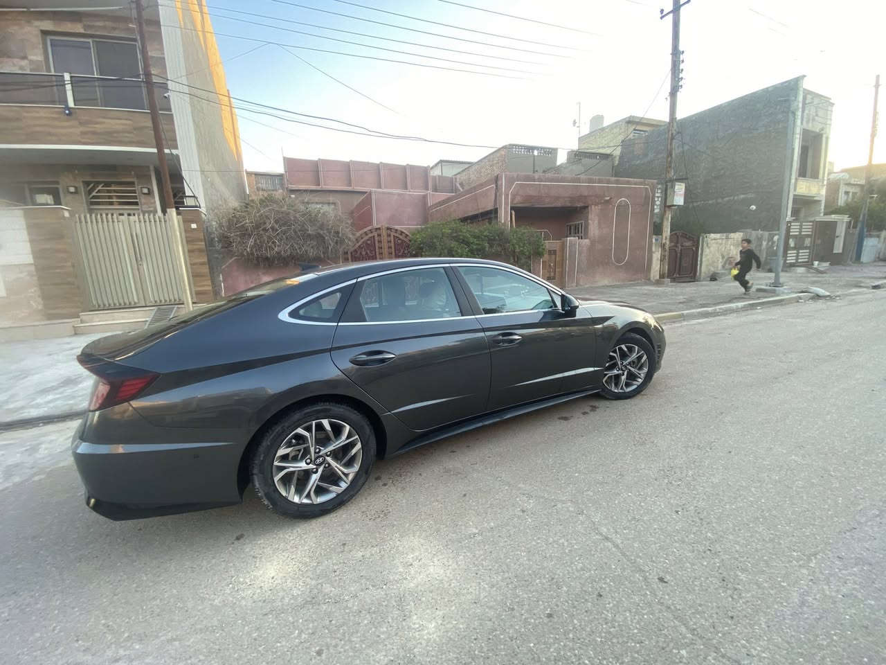 سلام عليكم
سوناتا للبيع موديل ٢٠٢١
حادث تبديل دعاميات والبنيد بدون دواخل 
مواصفات :-
بصمة تشغيل
بصمة ابواب 
تحكمات ستيرن 
انظمة قيادة
تدفئة كشنات 
مقعد السائق كهربائي
رادارات امامي جانبي خلفي
اوتو هولد
ترحيب عند الاقتراب
هند بريك دكمة
شاشة كاربلي
تحديد مسار قيادة آلية
تشغيل عن بعد  
مانع تصادم
المحرك 2500 

رقم سليمانية بسمي السعر مناسب
***********
