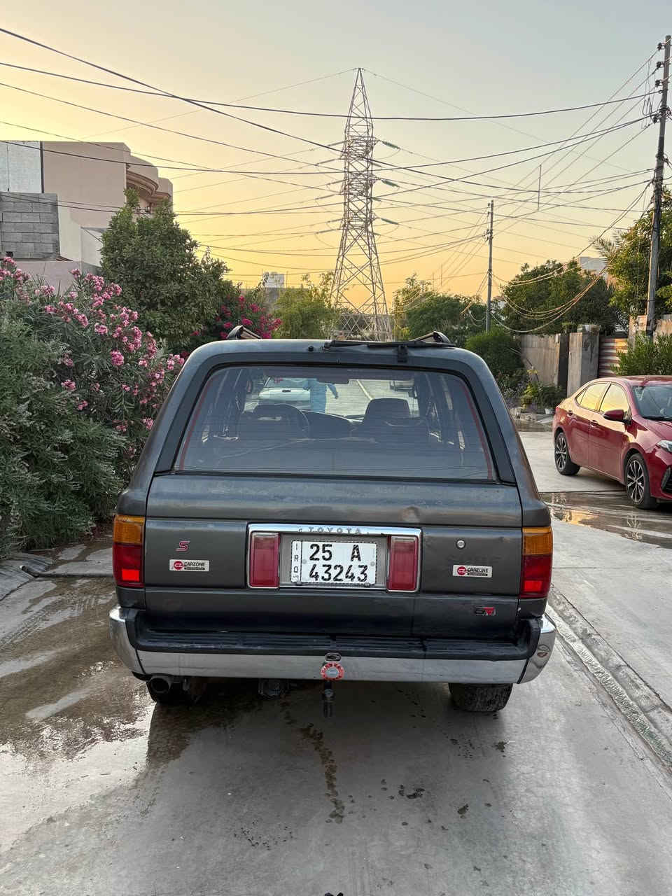 للبيع تويوتا سورف 
موديل 1991
مكينه vvt 3000 رياضي
كير اوتوماتيك 
تخم تاير جبلي نقشه خشنه جديد 
كير ومكينه بشرط نعومه لا تبخير ولا تنقيص
تبريد شغال 
باتري جديد فيتبم جديد 
كهربائيات كلها شغاله بدون نقص كلوب 
سياره نضيفه وبلاديه نيكلاتها ودعامياتها كلها بلاديه وكاعده
 السياره صبغها جارد بدون ضربه بدون قطرة خياس مكفوله شواصيها بشرط الفحص
جاماتها كلها كهرباء وشغالات حتا الخلفيه شغاله 
السياره رقم كركوك انكليزي الدولي الجديد باسمي صالحه لغاية 2030 هزه جديد
شرط التحويل سنويه باسمي 
السعر (60)وبي مجال شراي تشلع عيوني مارجعك
مكان السياره ديالى خانقين 
اخوان الشراي يتصل اعتذر ماجاوب خاص 
للتواصل *********** خناقين, ديالى
