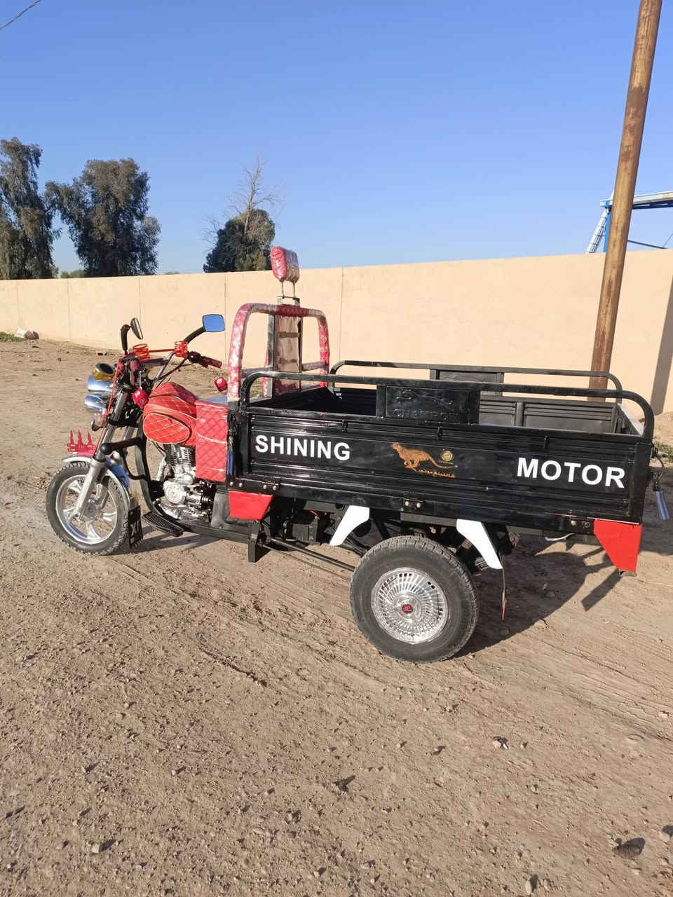 ستوته للبيع موديل 2020 محرك 2023 مبدل ولفات فقط  نضيفه جدام العين 
تخم تايرات جدد كهربائيات كلهه شغاله 
اوراقهه اصوليه شاصي شرط   بليته منفيس ورقتين وياهه اضافيات   السعر مليون 400 وبيهه مجال 
***********  يرادلهه واحد شاغول يشتغل بيهه بس
