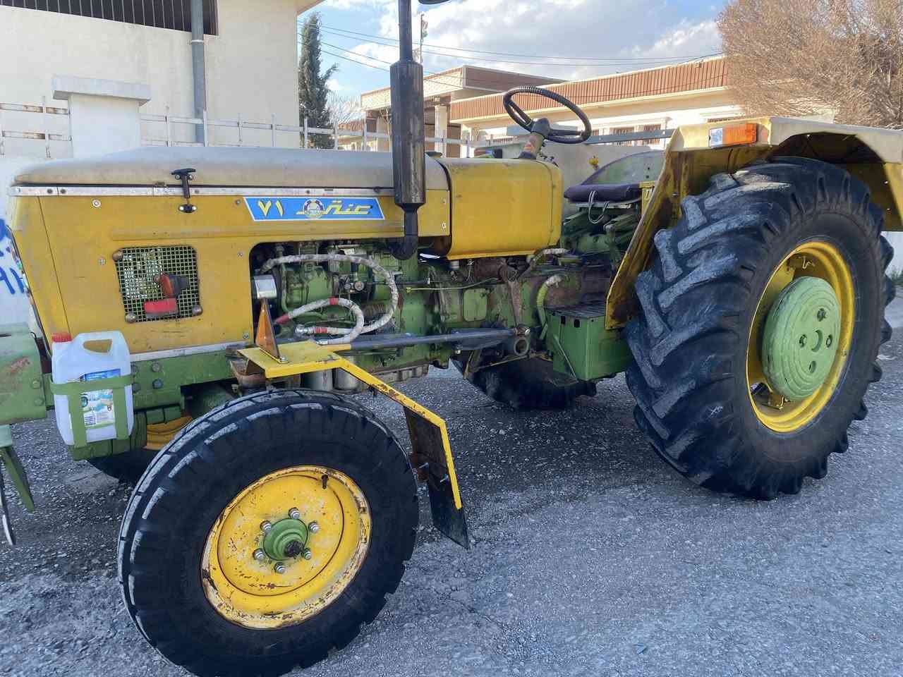 عنتر ٧١
موديل ١٩٨٩ رةقةم سةنةوي تةحويل بةشةرت
گيرو مةكينةي بةشةرت سةوت و بوخاري نية
كارةباي هةمووشتيكي بةشةرت
***********
***********
