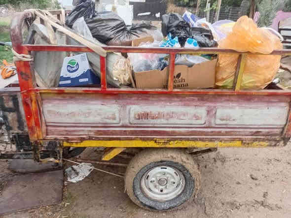 سلام عليكم شباب ستوتة البيع موديل ١٤اوراق اصولي محرك ٢٥ ستوتة خير من الله عوزهةبس كلوبات السعر ٨٠٠ وبيهة مجال مكاني بعكوبة التحرير التصال ***********
