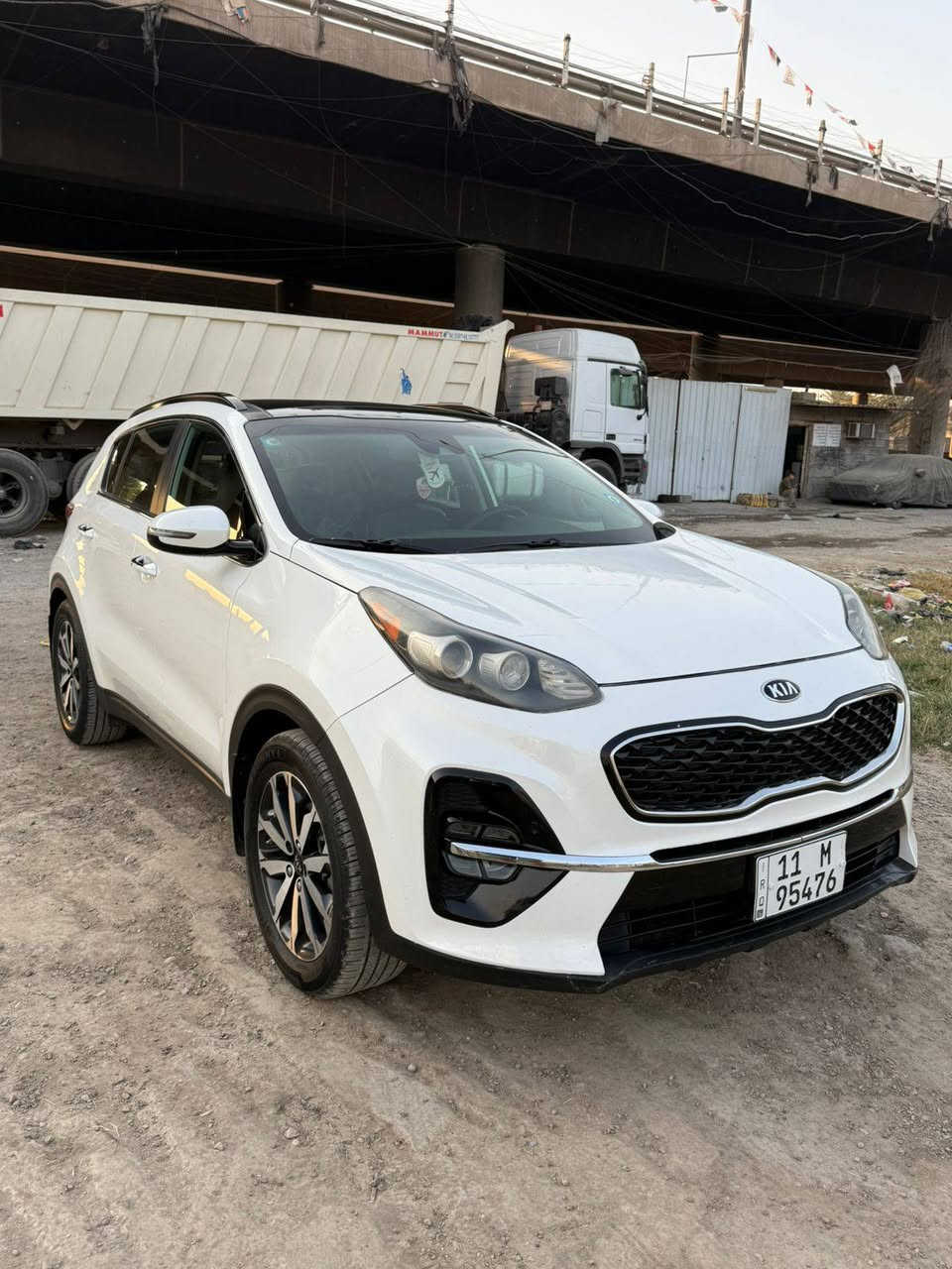 سلام عليكم سبورتج وراد امريكي موديل 19  سيارة جديدة جدا حادثها بنيد سطحي فقط مواصفات السيارة لمتد  يعني فول الفول للخير / بصمة تشغيل + بصمت ابواب مري شفط كشنين كهرباء جنطة كهرباء كشتات تدفئة تبريد  ستيرن تدفئة شحن واير ليس بنيرامة سستم سمعات دمامات بلادية سيارة كلش نضيفة السونار مرفق داخل المنشور السعر 172 وبيها مجال جدن بصيط مكاني بغداد الكاضمية
مكلف بل نشر الاستفسار علة صاحب السيارة ***********
