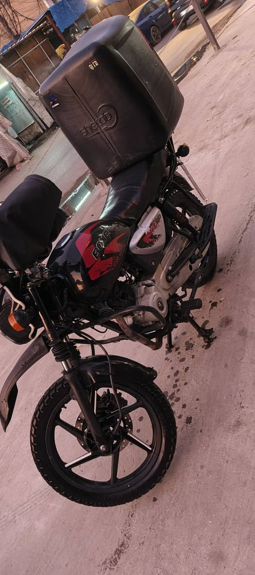 سلام عليكم
بوكسر موديل 22 اوراق اصوليه كامله من كلشي والحمدالله استخدام شخصي كهربائيات مكينه كير خير من الله والحمدالله مكان بغداد ***********
