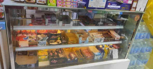 سلام عليكم براد كيك نظيف جدا وفاترينات طول مترتين عدد 5 ومترتين ونص عدد 4 الاستفسار الاتصال على الرقم  مكان نجف
***********
