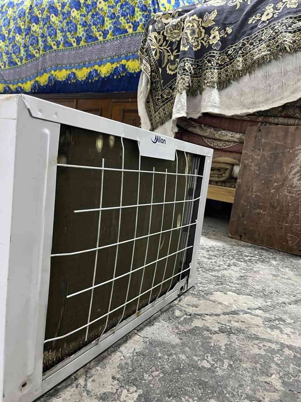 يا الله سلام عليكم ورحمة وبركاته مكيف كامل ملحقات ميديا اخو جديد مستخدم موسم واحد وشريت سبلت بداله الله شاهد تبريده ثلج🥶❄️ ٢طن سعر ٣٠٠وبي مجال عنوان بغداد إتصال على هذا الرقم ‭٠٧٧٤ ٦٧٥ ٤١٤٣‬
