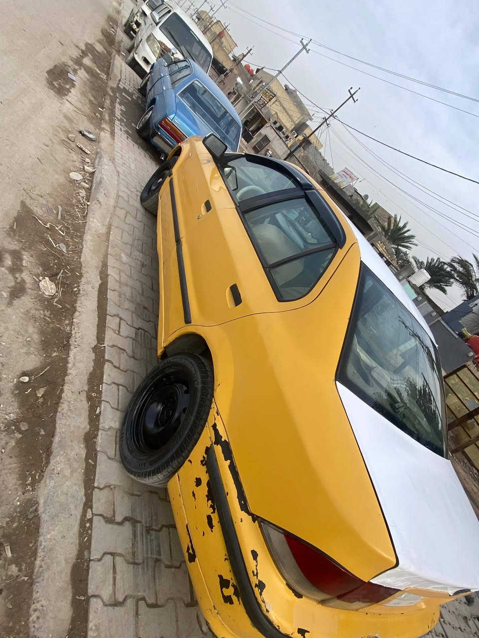 اسلام عليكم سياره موديل ١١ للبيع السعر ٢٦ وبيه مجال صدر جديد والمكينه بيه بديات تبخير سنويه ل٢٩ هيه و غرامات مصفره مكان مدينة الصدر حي طارق رقم,***********
