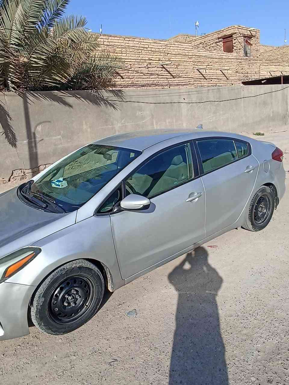 سلام عليكم كيا فورتي موديل 18 مكينه 2000دوش گير at وارد امريكي سونارها موجود  داخل صور السعر 120 وبيها مجال قليل
مكانها ناصريه مركز  السياره حره ب اسمي تشتري اليوم تحوللها بنفس اليوم ب اسمك 
استفسار ع واتساب 

الرقم ***********
