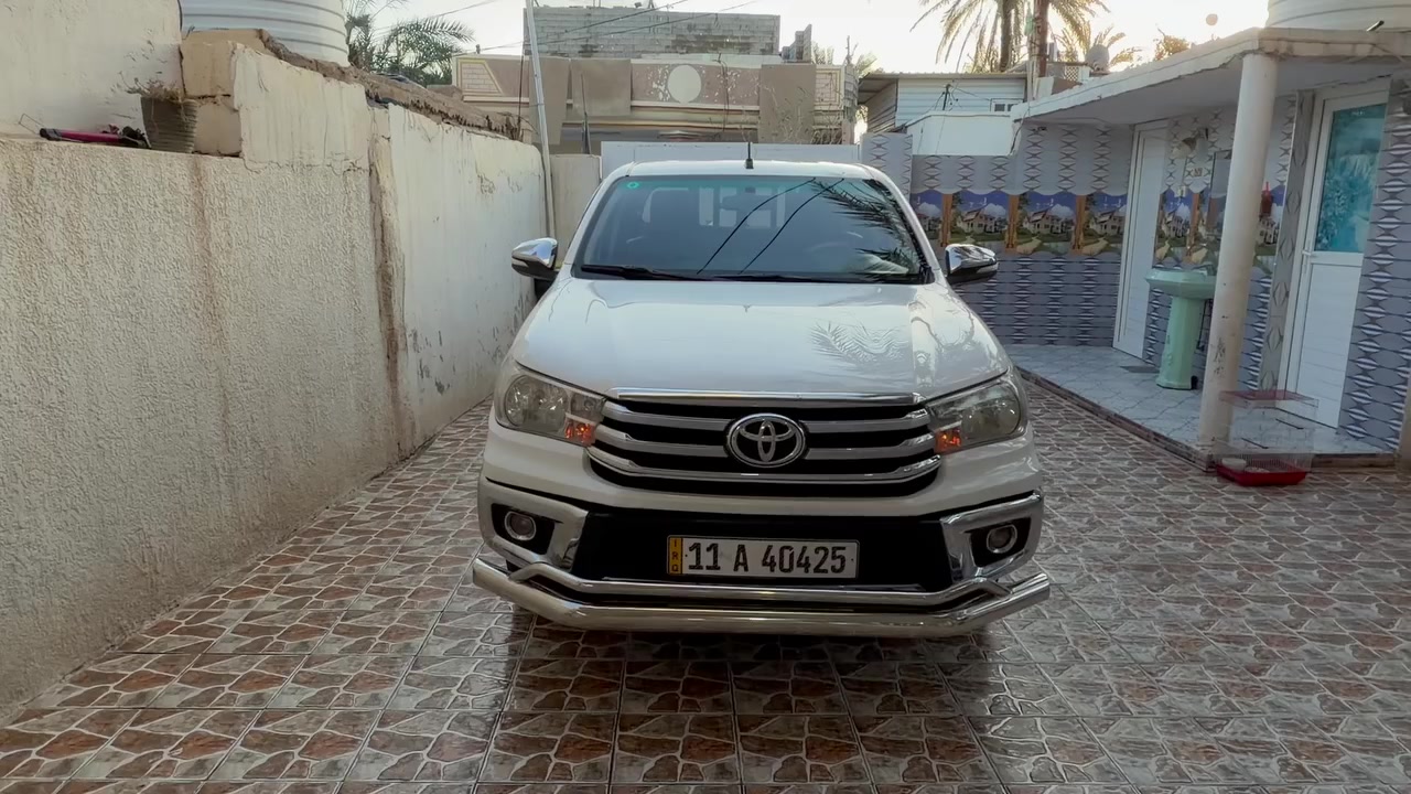 السلام عليكم لل بيع بيكم هايلوكس اوتوماتيك موديل 2016 (شركة ساز) مكفوله كفاله عامه وسونار بلصور رقم بغداد دولي بسمي محرك 2700 شرط كفاله سيارا جديده بمعنى الكلمة صدر امامي خلفي جديد تبريد تدفئة شغالات تبريد ثلج دوشمه ارضيه وكشنات جديده كاعيات جدد  سع ر 235 بيها مجال العنوان ديالئ رقم الهاتف ***********
