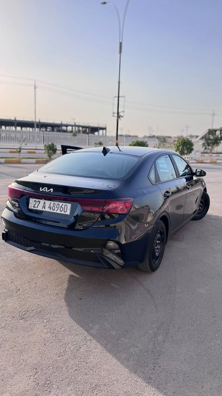 فورتي مديل 24
رقم ذي قار حره دخول جديد 
السياره وضع شركه بل كارتون جديده كلش
مكان ناصريه مركز  
السعر 140 وبيها مجال
***********
