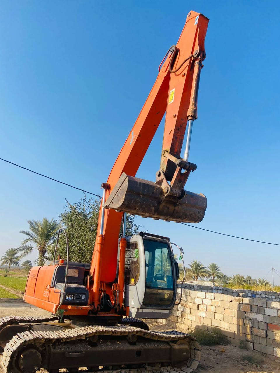 سلام عليكم حفاره زت عادي للبيع مكفول رقم واسط مكان صويره نتصال***********
