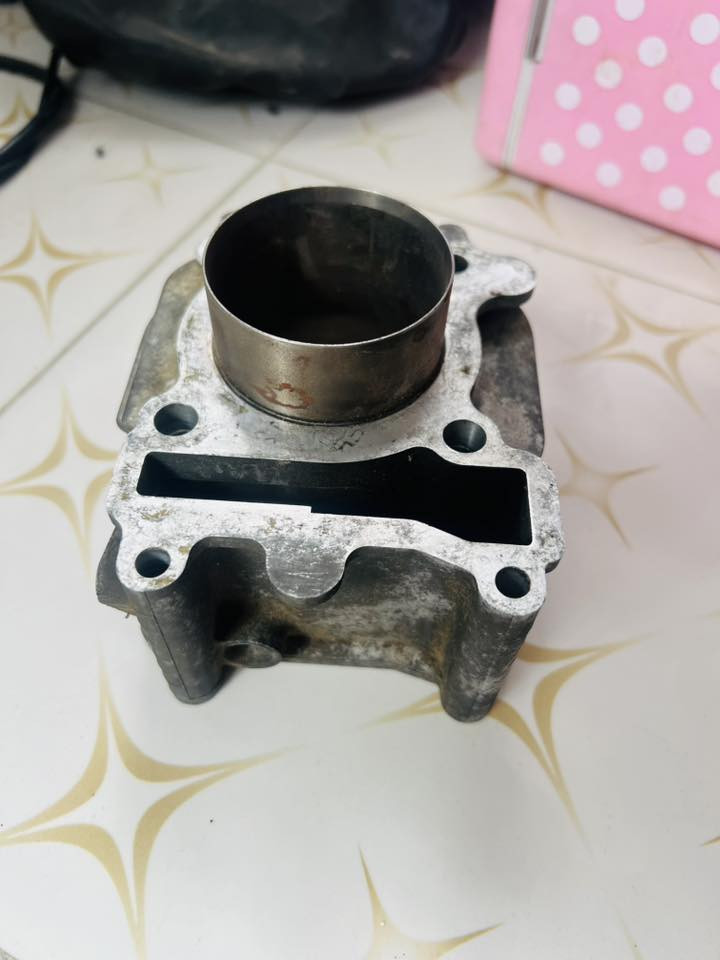 غراض تفصيخ للبيع السعر اليعجبك ويقنعك ***********
