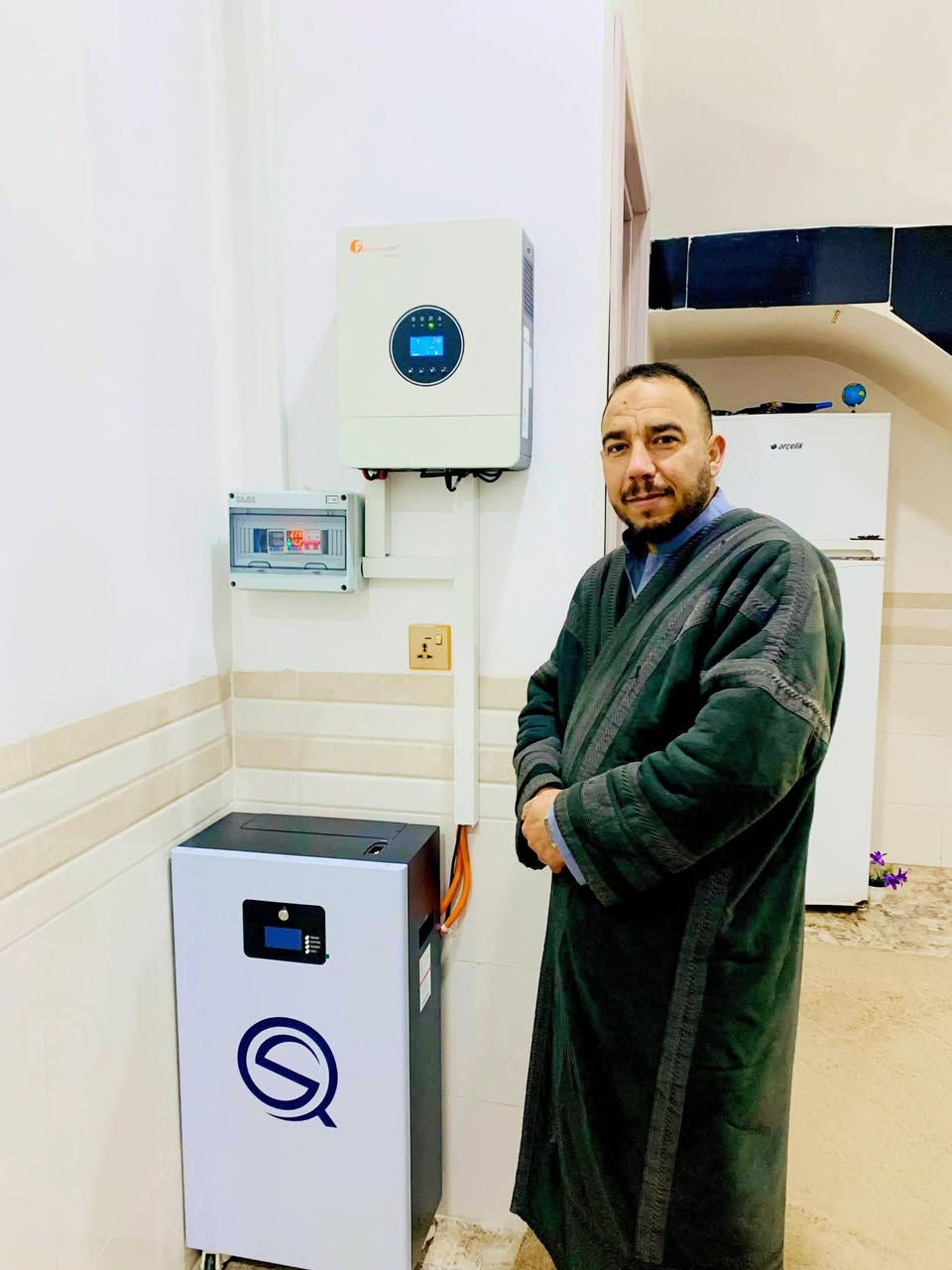 يستاهلون أهلنا في العلم تم تنصيب منظومات طاقه شمسيه من شركه زحل من يود الاتصال بنا يتوفر لدينا نقد واقساط من 8 أمبير إلى 1000امبير
شركه زحل للطاقه لامثيل لها 

***********
