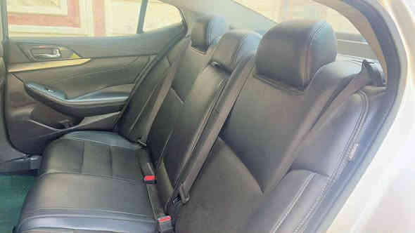 نيسان مكسيما ٢٠٢٢ رقم بغداد ماشيه ٥٠. مواصفات جلد حساسات بصمه نضيفه مابيها اي نقص مكفوله. حادث مثل مامبين بالصور السعر ١٩٠  للأستفسار 

‭٠٧٧١ ٩١٢ ٠٠٢٩‬
