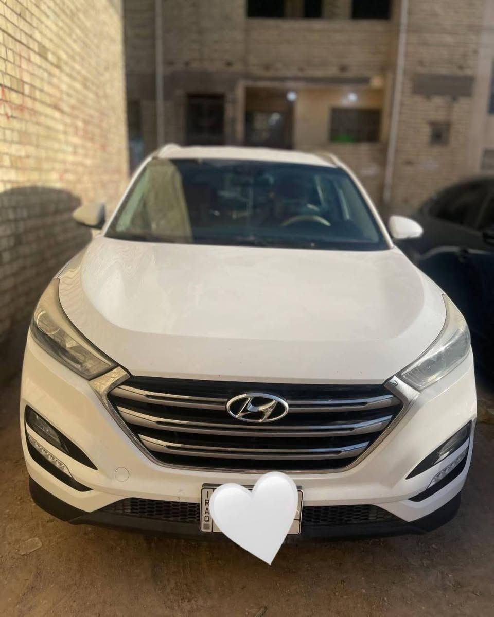 مكفولة كفاله عامه من الصبغ والتبديل
بيها فقط بارد بجنطة شبر
وكالة الكاصد
المكينه 2000دوش 
رقم بابل
سياره مابيها اي نقص
شاشة كبيرة
كاميرا خلفية
يدات نيكل
مري شفط مع اشاير
لد نهاري
تحكم ستيرن
كشنات جلد
تبريد قطعتين
السيارة  ب اسمي  تحويل ثاني يوم
للاتصال *********** 
العنوان: كربلاء 
السعر؛ 195
