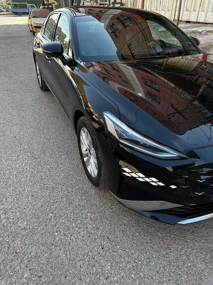 � للبيع Kia K8 وارد كوري 2024 🚘

 • محرك 4 سلندر اقتصادي + كير أوتوماتيك 🔄
 • بصمة تشغيل + دخول ذكي 🔑
 • مثبت سرعة ⚡ / شاشة وسطية + كامرة خلفية 🎥
 • كشنات جلد كهربائية (تدفئة + تبريد) 🪑
 • LED + سنسرات + أندرويد وأبل كاربلاي 📱
•فول للأخير بدون بانوراما 

📌 جديدة، ماشية 16 ألف فقط ⏱️
📌 حادث جاملغ، تبديل قطعة أصلية نفس اللون 🎨
📌 مرقم بغداد – فوال لاخير 👌

💰 السعر: 220$ قابل للنقاش
📞 ***********
