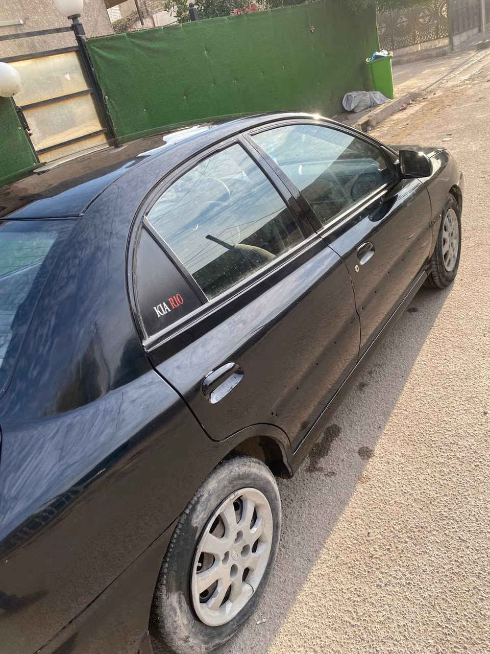 السلام عليكم كيا ريو ٢٠٠٥ السياره جاهزه خير من الله رقمه صدامي تحويل ثاني يوم سعر السياره ٤٩ وبيه مجال العنوان بغداد البياع ***********
