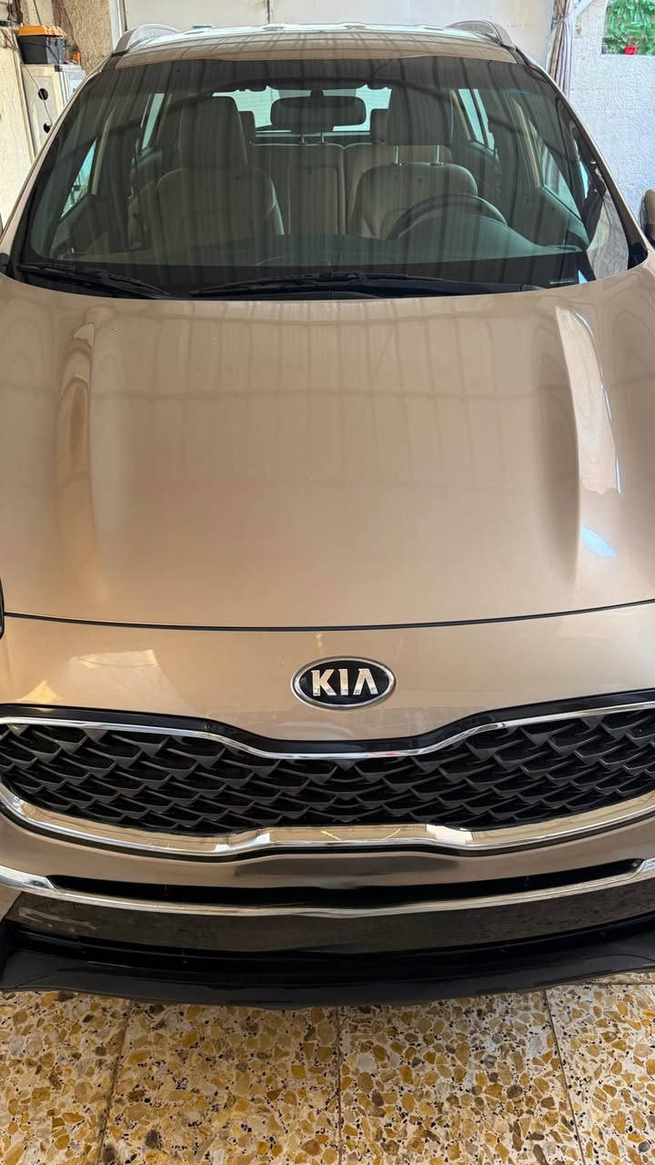 كيا سبورتج 2020 خليجي ماشية 69مواصفات 
شاشة كامرة حساسات قطعتين تبريد الرقم الانكليزي باسمي 
السعر 197 
مكان بغداد المحمودية 
*********** بغداد, العراق
