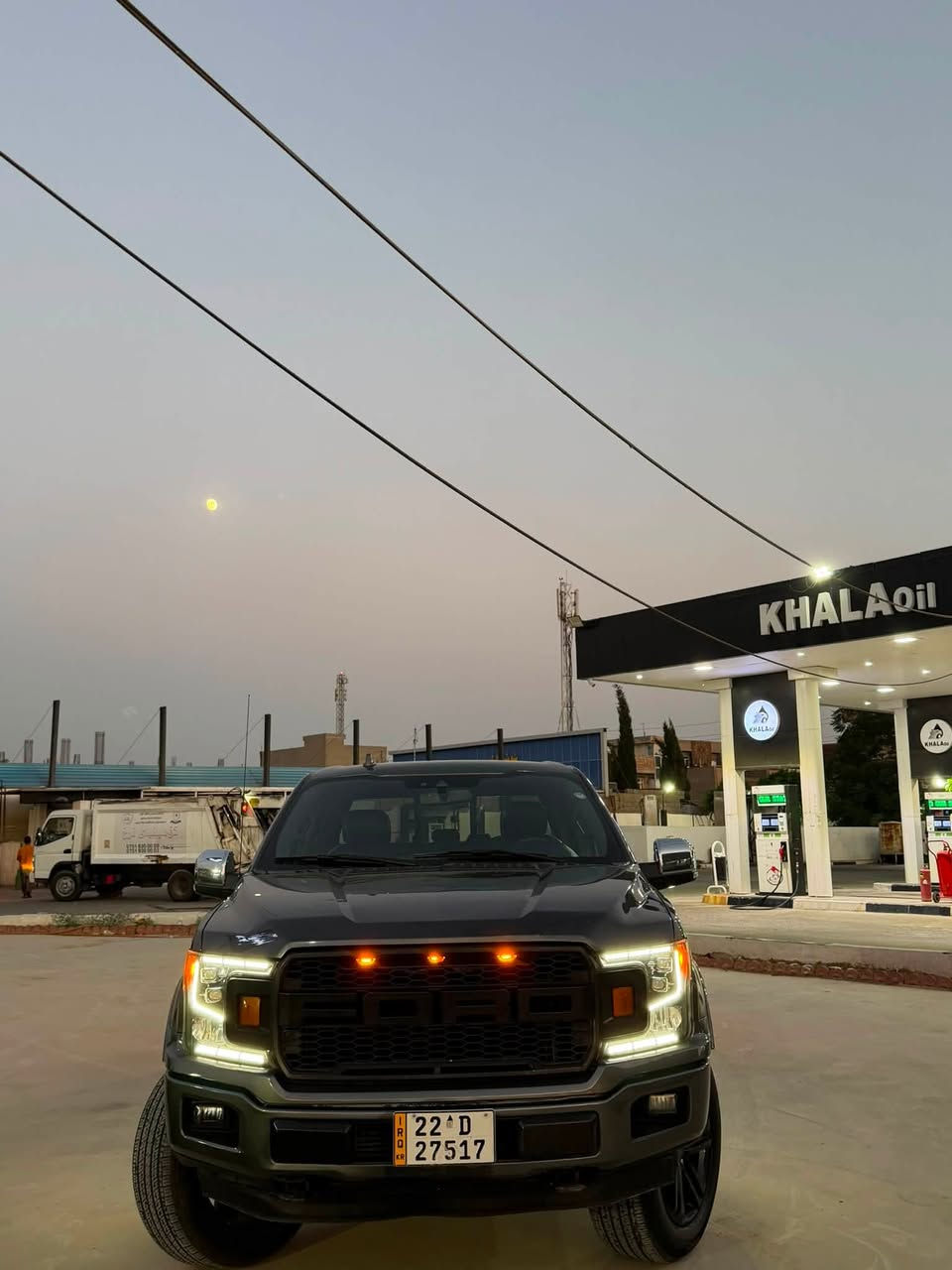 F150
2020
Platinum 
Ful Ful Kwshn Masaj 
200$
***********
