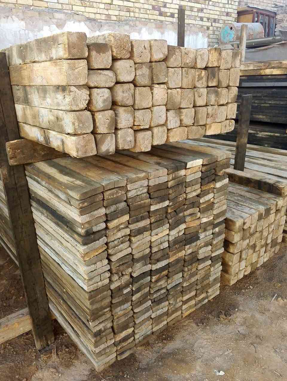 قالب خشب روسي انج تارس 25 نظيف جدآ   العدد 13 مكعب 

للبيع

العنوان الحله شارع 80 قرب مطعم ثابت 

الهاتف *********** - ***********

