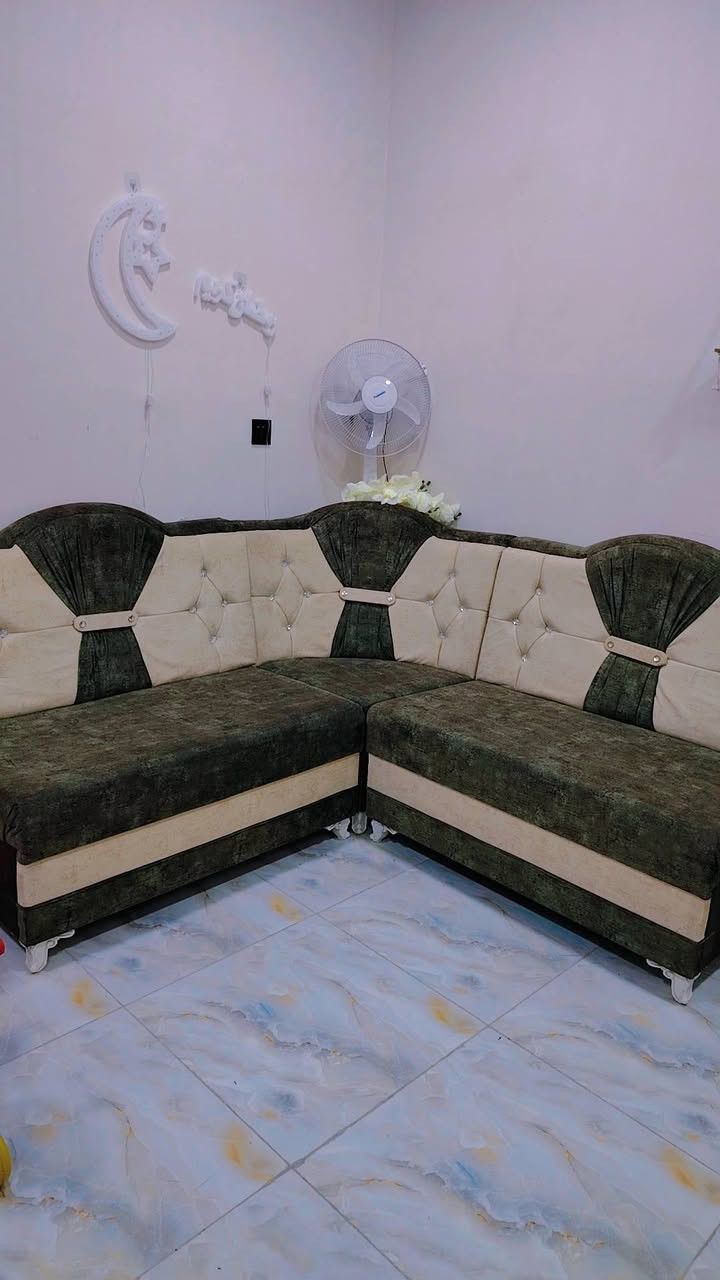 ديوان تفصال جديد 13 مقعد ب٧٥٠


**إذا كنت صاحب هذا الإعلان وتريد حذفه لأي سبب، رجاءا أرسل رسالة إلى الدعم الفني**