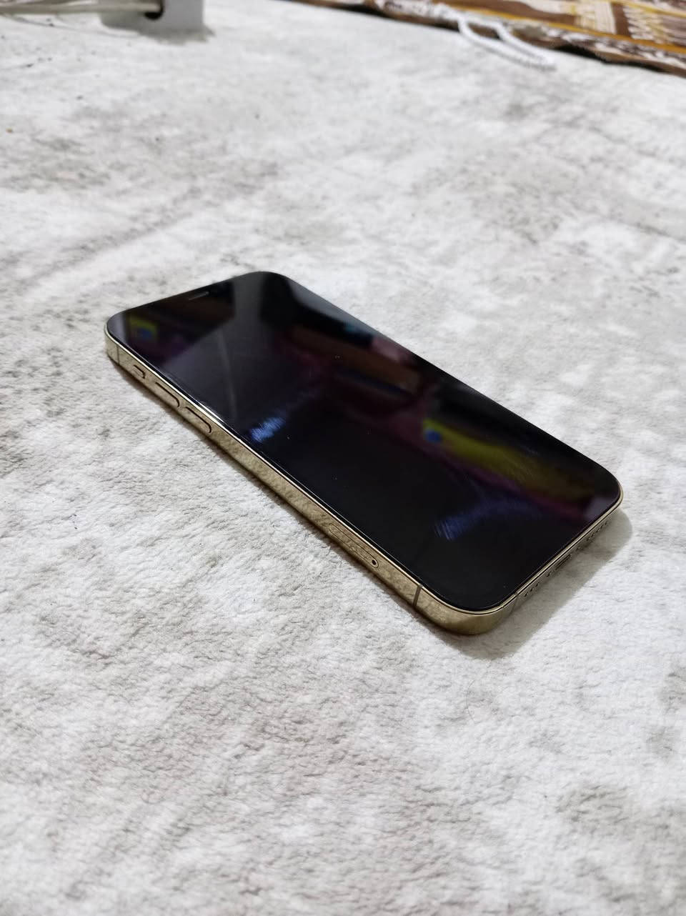 السلام عليكم 
ايفون 12برو امريكي مبدل شاشه وبطارية 
لجهاز گلشي بي طبيعي كامرة صوت تصال  فقط شغله وحده يرست ،بسبب لبطاريه لتجارية  لباقي مكفول 
ذاكرة 128 بطاريا 100 
للمراوس بأيفون فقط 
*********** 
متوفر واتساب
