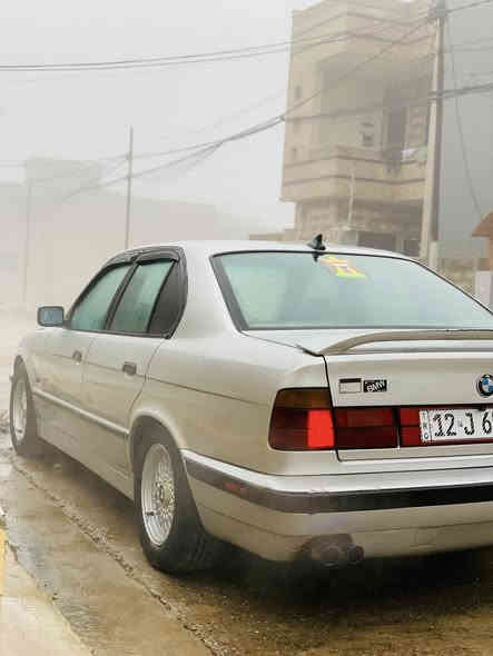 BMW للبيع
بي ام حجم ٥٢٥ محرك كبس عدل المرغوب وشرط الفحص
گير توماتيك 
لون سلڤر 
فتح سقف 
قفل مركزي
دعميات ودوسات m
ويل خلية
كشنات جلد
ABS مانع انزلاق ادامة كاملة جديد
وغرفتها نظيفة وكدام العين
عليها ادامة كاملة من دايم شفت وقصبات الكير والهيدروليك وفلتر الگير والفيتبم والنوزلات وصوندات البازين والمسطرة والولف والايسي وحساس كزوز كلو جديد وشرط الفحص
رقم نينوى جديد وهزة وسنوية جدد 
سعرها 66 وبيها مجال بسيط
الشراي يتصل
***********
