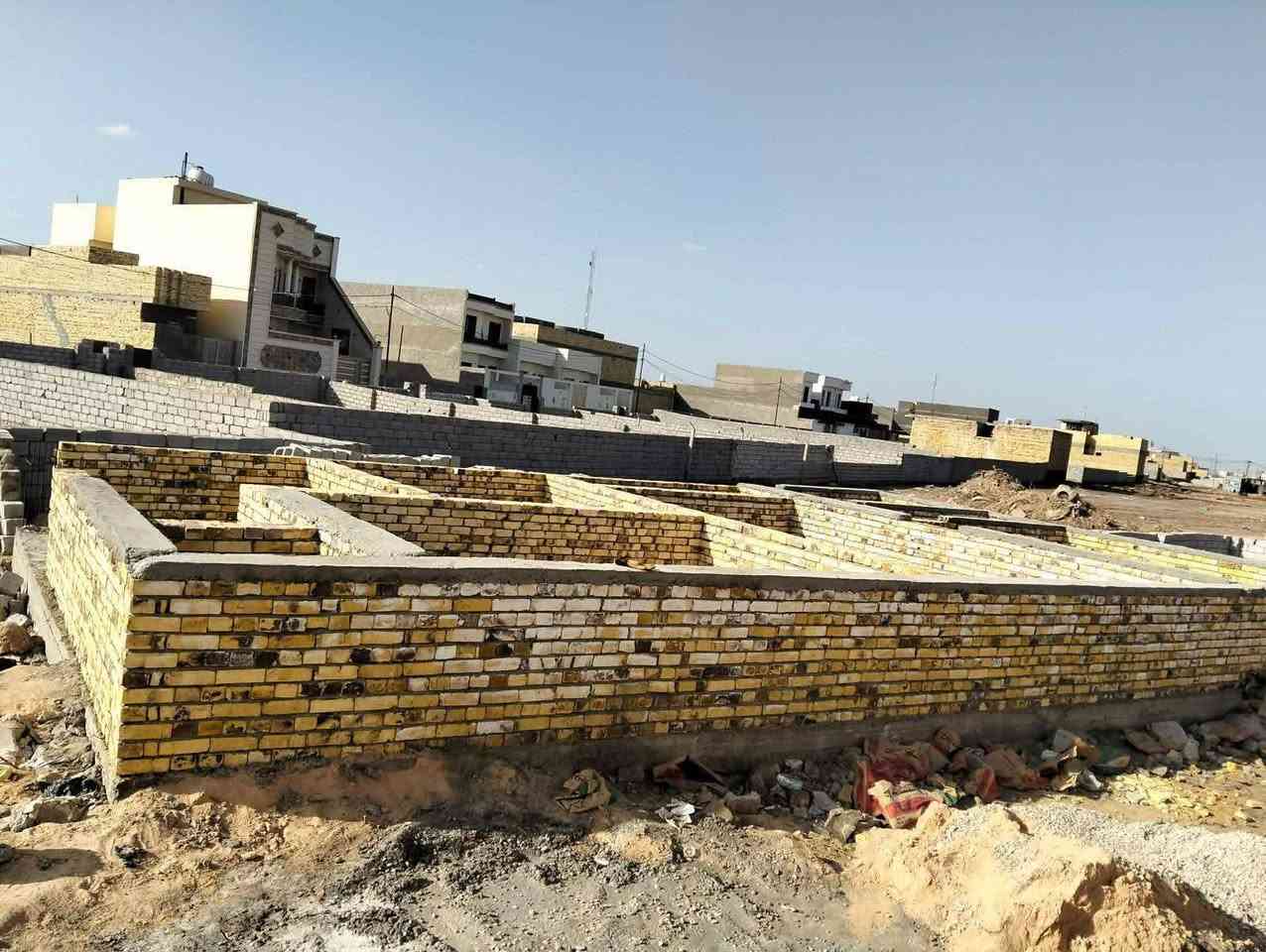 بتلو ا ساس صب مسلح 
  ام خيل  مقاطعه1 رقمها 7 ع 2
طابو عثماني مشمول بالتطويب 
قرب مطعم ايوب 
المساحة 150م واجهة 7ونص 
السعر 40مع المجال
للاستفسار مراسلة الصفحة


**إذا كنت صاحب هذا الإعلان وتريد حذفه لأي سبب، رجاءا أرسل رسالة إلى الدعم الفني**