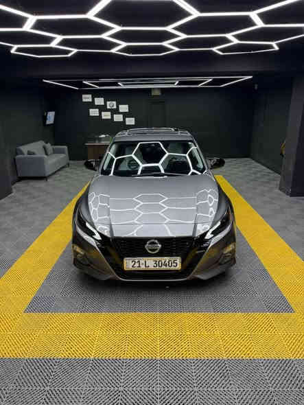 السلام عليكم شباب 
شلون الصحة 
التيما موديل 22  sr midnight  فول مواصفات
ماشية 82 الف كيلو متر
حادثها موضح بالصورة (سرقة فقط) الجاملغ مبدل نفس اللون وبس الدعامية مصبوغة فقط فقط 
السيارة حيل جديدة وايدي بيها من ادامة مستمرة قبل اسبوع سويت الها وتخم تاير جديد ايضا 
كير محرك مكفول 
رقم سليمانية بأسمي تحويل ثاني يوم او اذا تريد وكالة اني حاظر 
السعر 170    وبيها مجال 
مكاني حي الجهاد 
اتصال فقط ما ارد خاص ولا واتساب 

‭0772 915 5525‬
