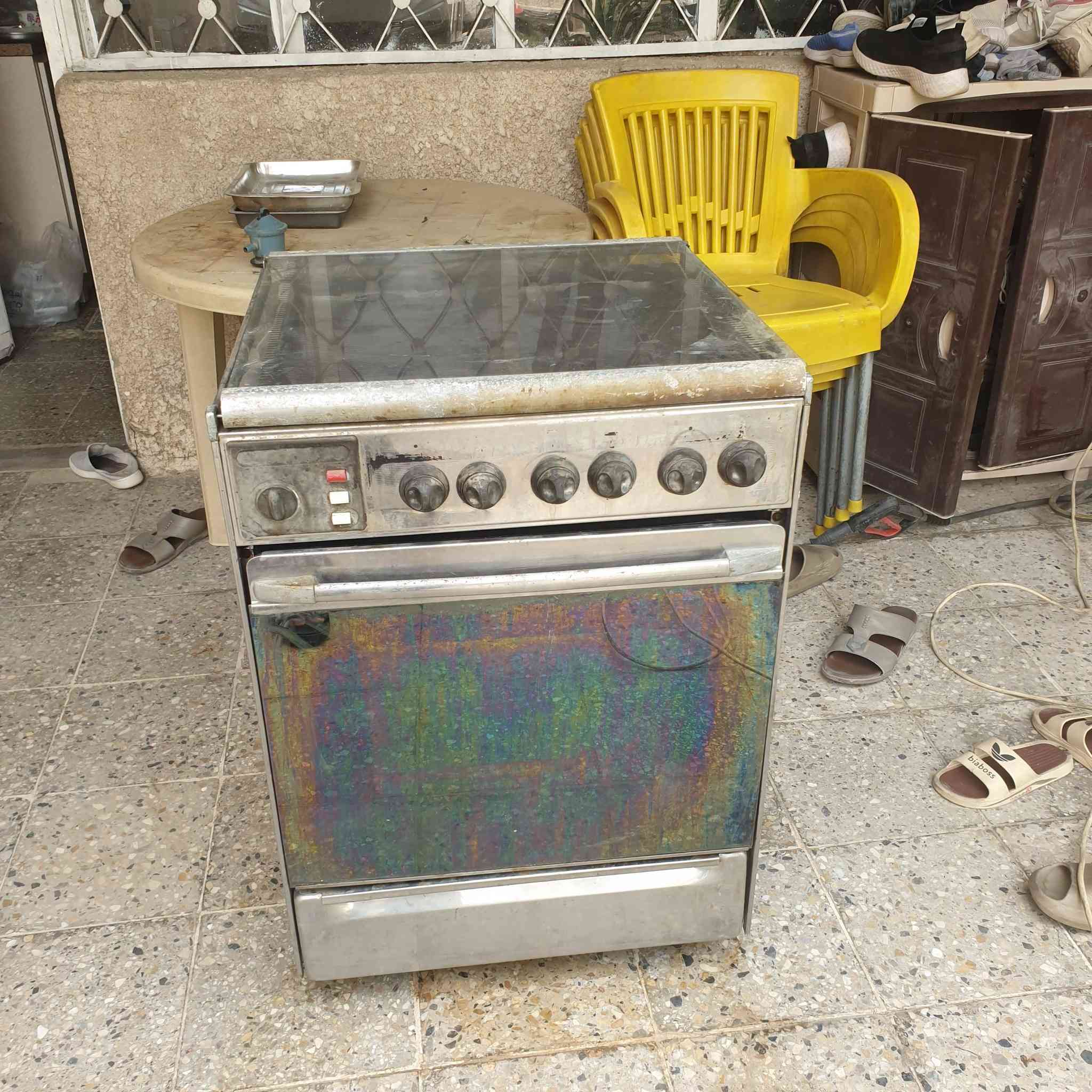 السلام عليكم
طباخ اسمة المصري صناعة سوري عيون سيفتي اربعة ما عدا الفرن شغال عل الفحص
مجمدة سنفير تركي٩٠*٩٠ مسوين الها فريز خارجي شغالة عل الفحص
طخم تركي قنفتين يصير سرير يرادلة دوشمة 
كلهن ٣٢٥الف بيها مجال بسيط المكان اليرموك حي الحمراء
***********
