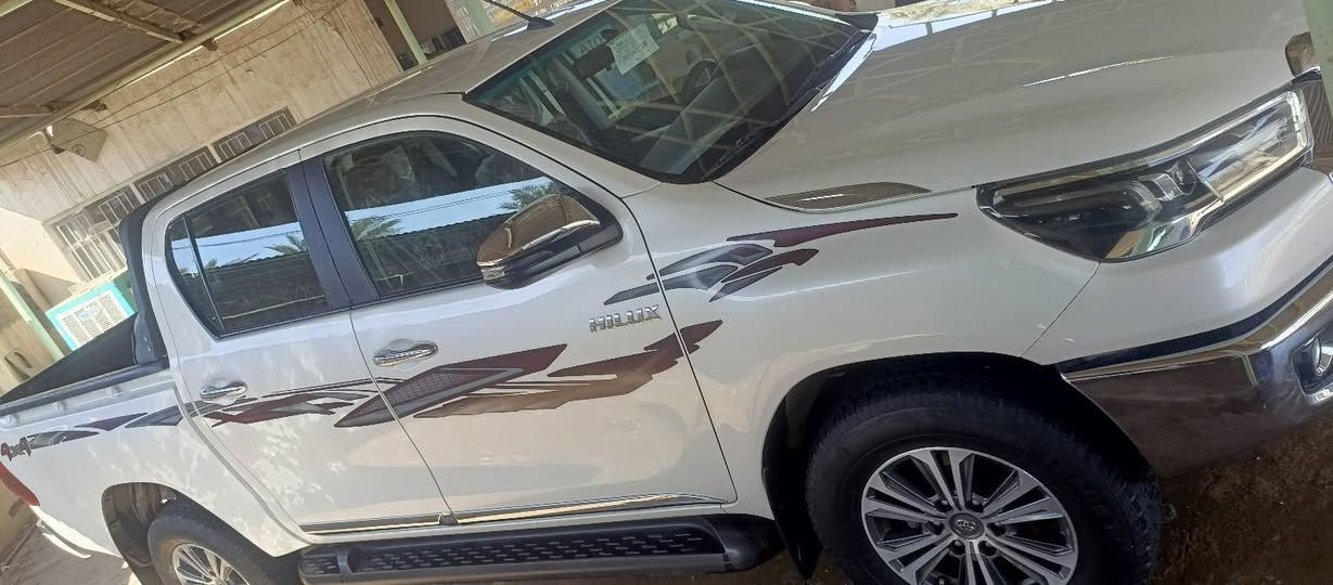 سلام عليكم
فور ويل 
 سعودي 
اوتوماتيك 
موديل 21 
بصمه 
تبريد كشنات 
تبريد قطعتين 
دبل سنتر لوك 
رقم قادسيه 
سياره جديده ومكفوله من ضربة صبغ تبديل 
السونار مرفق مع الصور 
المكان الديوانية 
السعر 305
بي مجال 
***********
