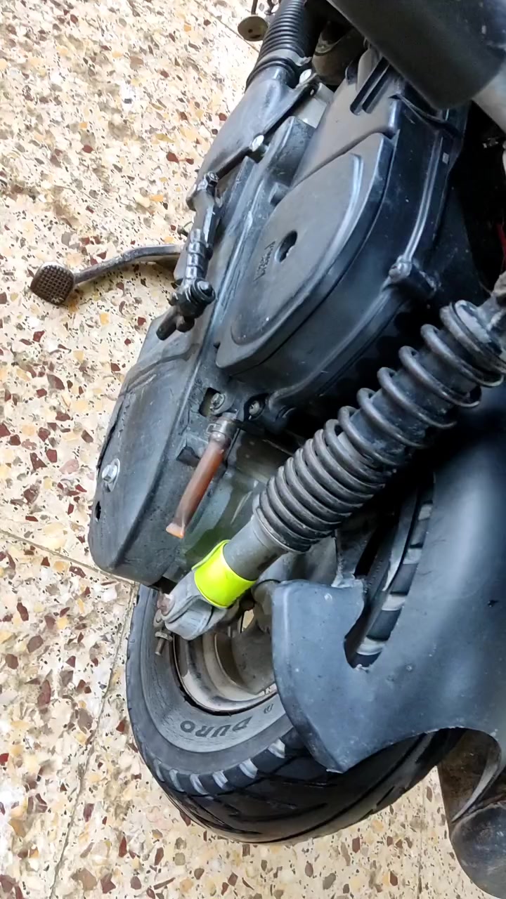 ماكس عدله للبيع نضافه فول 55بلادي كامله غراضه برغي ماعوزه شلعه معدل فول سلف كهربائيات


**إذا كنت صاحب هذا الإعلان وتريد حذفه لأي سبب، رجاءا أرسل رسالة إلى الدعم الفني**