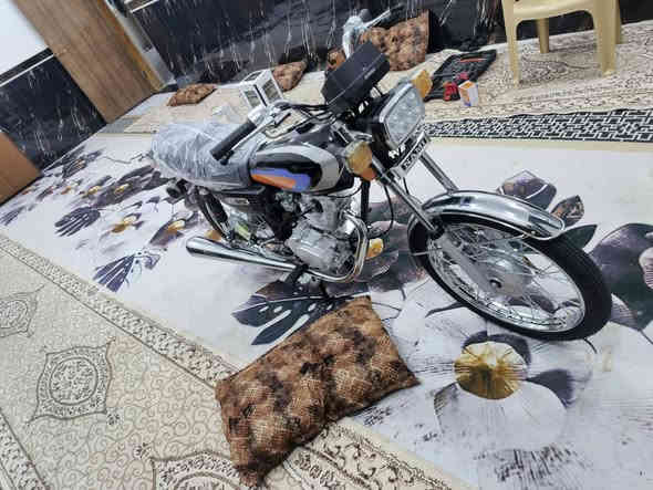 سلام عليكم دراجه البيع  مكفوله كفاله عامه ونضيفه  اوراق اسكنر الدراجه جازه الستفسار التصال عل الرقم ما عندي مازنجر ***********
