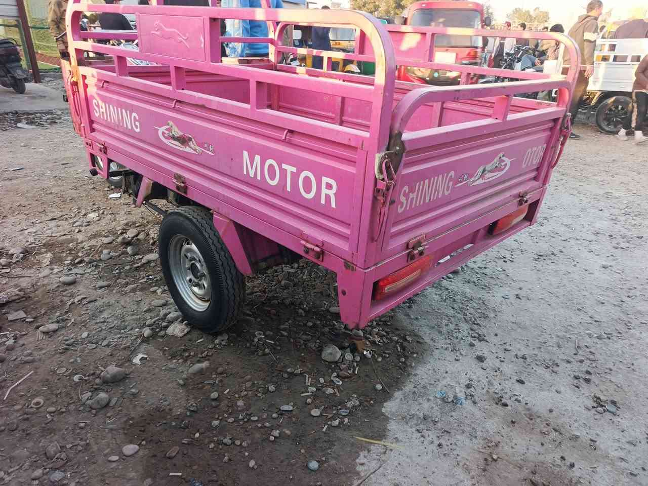 سلام عليكم ستوته جمره موديل2021 ستوته خير من الله اوراق كامله اصولي شرط علا الترقيم وياك شاصي محرك مكفول من الدعاميه للدعاميه المكان بغداد ابو غريب السعر علا التصال *********** ولشراي بي خير ويدلل
