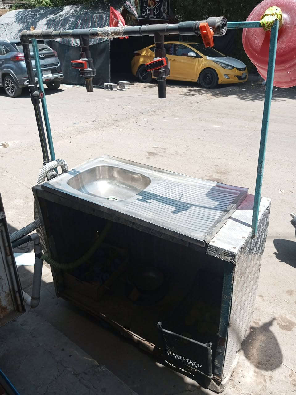 تفصل دخل الفيديو عرينه ويه هم بكاني بغداد الزعفرانه مراوس بسياره عادي سعره 2000 بيه مجال قليل ***********
