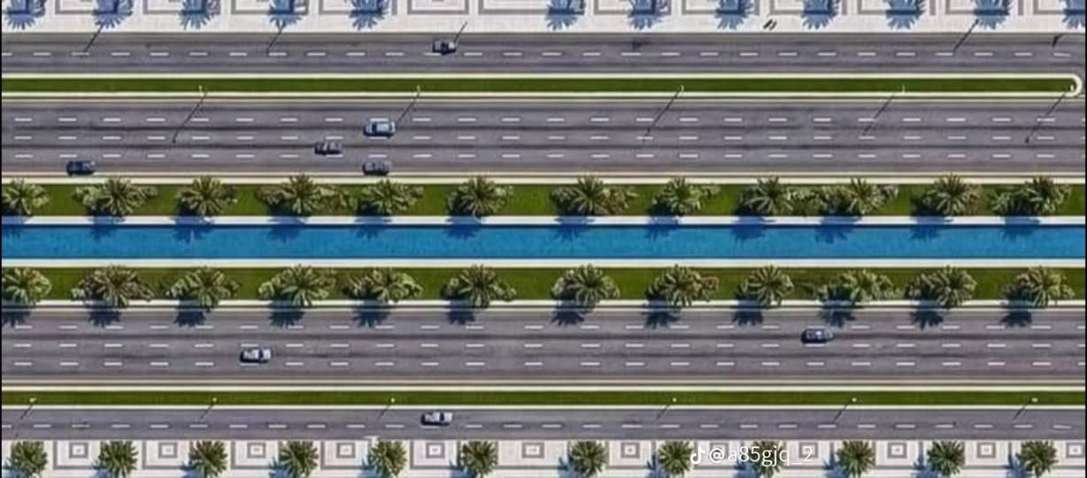 السلام عليكم ورحمة الله وبركاته
أبحث عن مستثمر جاد لفرصة استثمارية مميزة في بغداد.
سكني محافظة بابل.

أني منتسب بالحشد الشعبي، ووالدي موظف في مجلس القضاء الأعلى، وقد تم تخصيص قطعة أرض له ضمن مشروع توزيع الأراضي الخاص بموظفي المجلس. ولإكمال إجراءات الاستلام، يتطلب دفع مبلغ الخدمات البالغ 67 إلى 70 مليون دينار للحصول على وصل قطعة الأرض.

لذلك أبحث عن أحد الخيارين:

✅ مستثمر يؤمن مبلغ الخدمات بالكامل مقابل اتفاق يضمن حقوق الطرفين.

أو

✅ مستثمر بالمناصفة، بحيث يمتلك 50% من قطعة الأرض بعقد واتفاق رسمي.

الضمانات:

* مستعد لتقديم جميع الضمانات والكفالات القانونية التي يطلبها المستثمر، بما فيها الكمبيالات وأي ضمانات أخرى يتم الاتفاق عليها.
* جميع الإجراءات ستكون بحضور المستثمر، ابتداءً من تسليم المبلغ واستلام وصل قطعة الأرض، وصولاً إلى إجراءات إصدار السند (الطابو) عند إنجازها مستقبلاً، لضمان الشفافية الكاملة.

تفاصيل قطعة الأرض:
📍 الموقع: بغداد – الدورة – الزنبرانية – طريق 5 كيلو.
📐 المساحة: 300 متر مربع.
📄 النوع: طابو صرف.
🏘️ مشروع مدينة القضاء الثانية ( الزنبرانيه) ، أحد أكبر المشاريع السكنية في العراق، والذي يشهد حالياً تنفيذ أعمال البنى التحتية والخدمات وتفاصيل تطور الخدمات تجدوها في المنشور والتعليقات.

من ناحية القيمة:
حالياً تتراوح أسعار البيع المستعجل بين 80 إلى 90 مليون دينار نتيجة رغبة عدد من المستفيدين بالبيع السريع، بينما قبل صدور قرار توزيع الأراضي كانت أسعار القطع في المنطقة تتجاوز 180 مليون دينار. وكما هو الحال مع أي مشروع عقاري، فإن القيمة المستقبلية تعتمد على تطور المشروع وظروف السوق، ويرى كثيرون أن اكتمال الخدمات قد ينعكس إيجاباً على الأسعار.

للتواصل والاستفسار:
📱 واتساب: ***********
أو مراسلتي على الصفحة الشخصية.

الرجاء مشاركة المنشور، فربما يصل إلى الشخص المناسب. ولكم جزيل الشكر.
