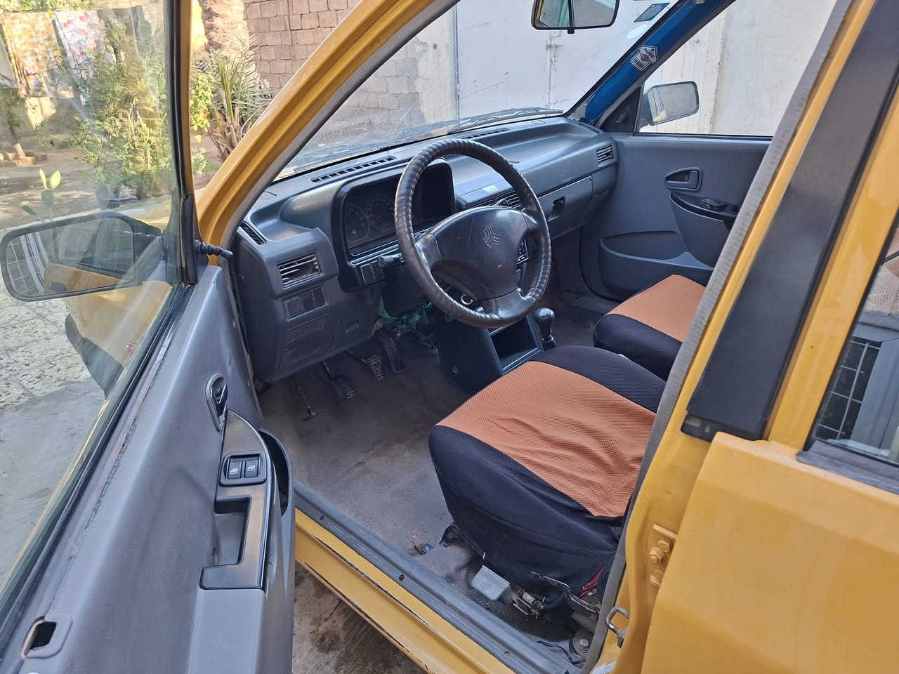 سايبه ٢٠١١ مكفوله السعر ٢٨ بيه مجال للشراي
***********
