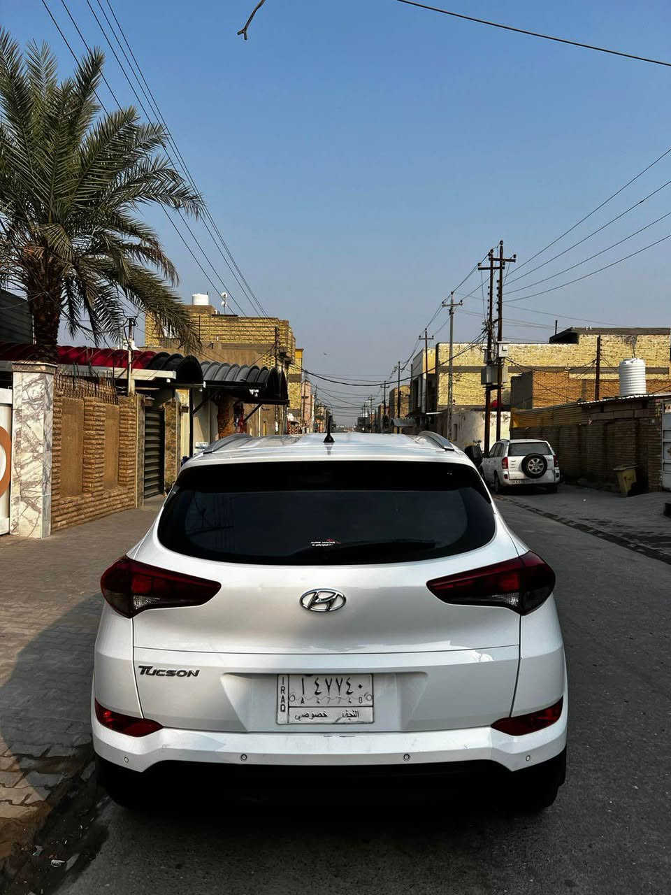 صلي على محمد
توسان للبيع جاهزه السياره كير مكينه حداديه تخم تاير من كلشي جاهزه 
موديل2016
ماشيه180
مكانين بارد بيه اسياره  وشكم رصعه بل قماره 
مكاني نجف  مداور ثاني يوم غير الي ذاكرلك ماكو 
سعر السياره 163وبيه مجال وخادم 
عنوان نجف‭0770 385 7570 النجف, العراق
